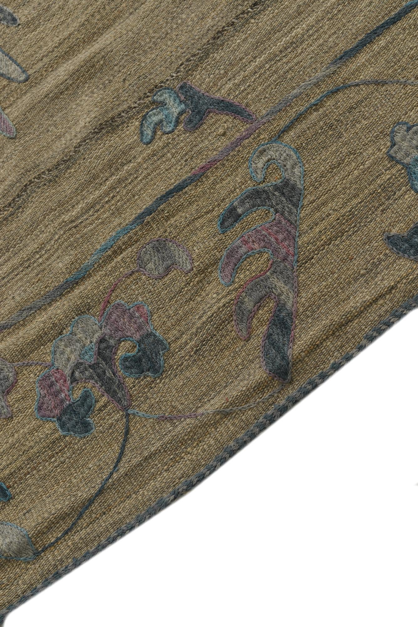 5' 1 x 6' 8 Hand Woven Kilim Suzani Wool Rug