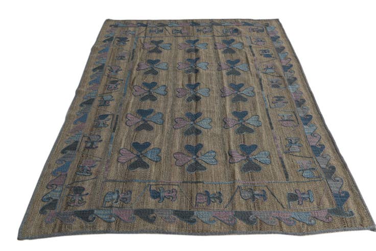 Detail image of 4' 10 x 6' 8 Hand Woven Kilim Suzani Wool Rug