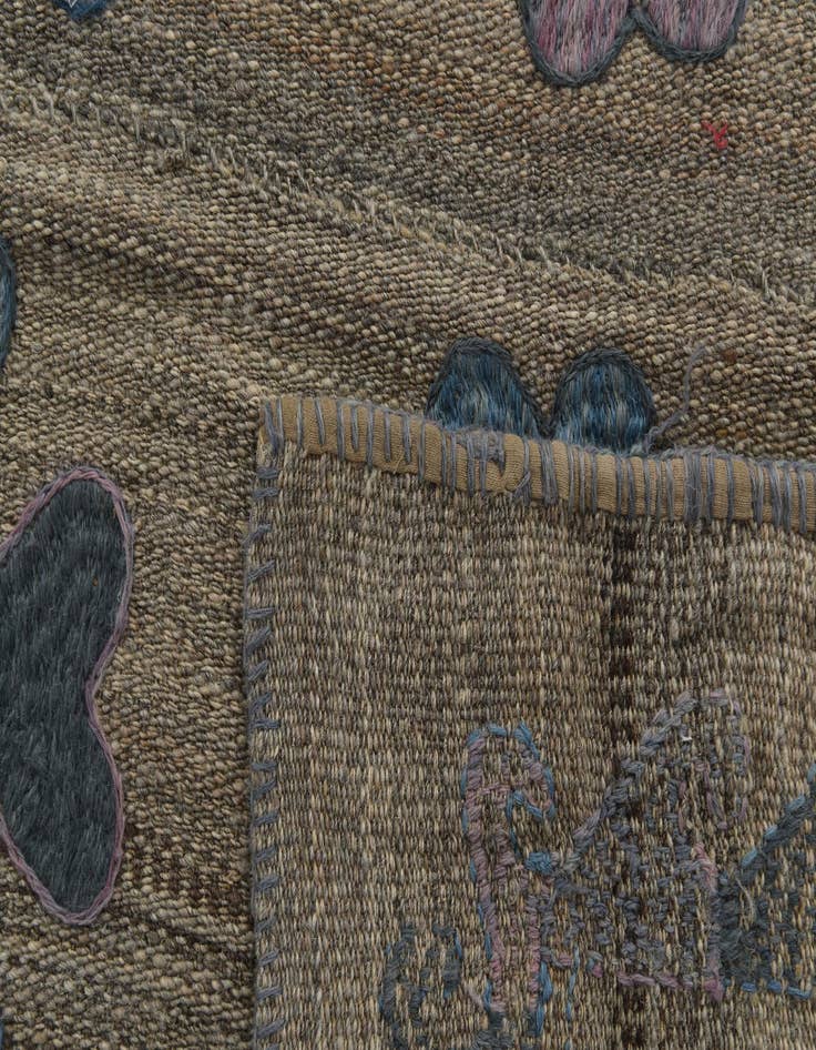 Detail image of 4' 10 x 6' 8  Hand Woven Kilim Suzani Wool Rug