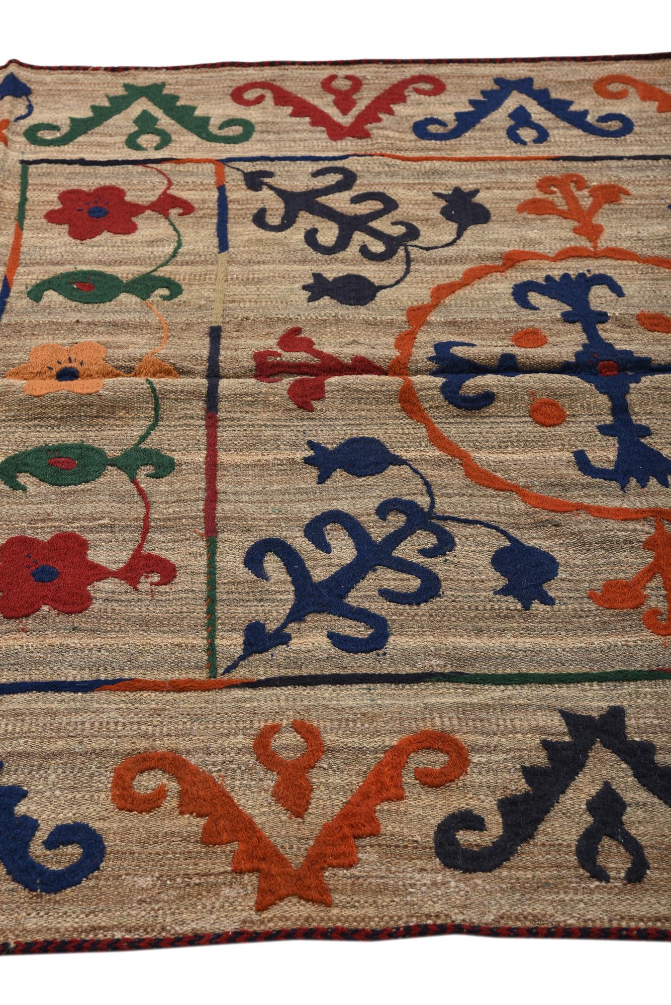 4' 11 x 6' 4 Hand Woven Kilim Suzani Wool Rug