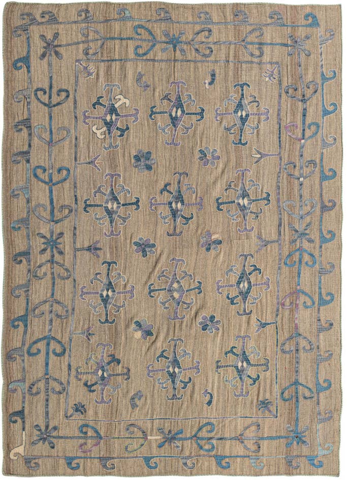 Detail image of 6' 3 x 9' Hand Woven Kilim Suzani Wool Rug