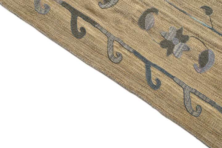 5' 10 x 7' 6 Hand Woven Kilim Suzani Wool Rug