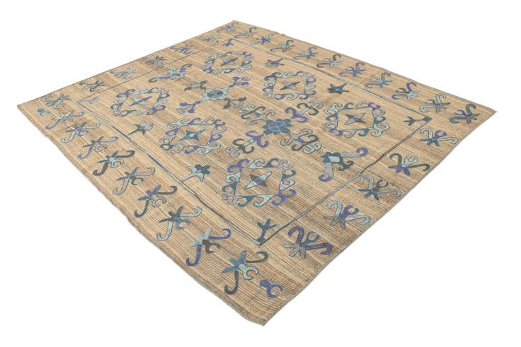 Detail image of 6' 2 x 7' Hand Woven Kilim Suzani Wool Rug
