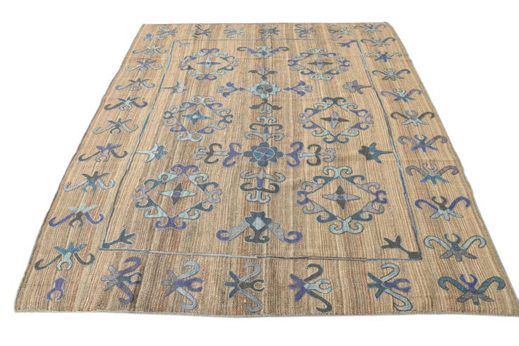 Detail image of 6' 2 x 7' Hand Woven Kilim Suzani Wool Rug