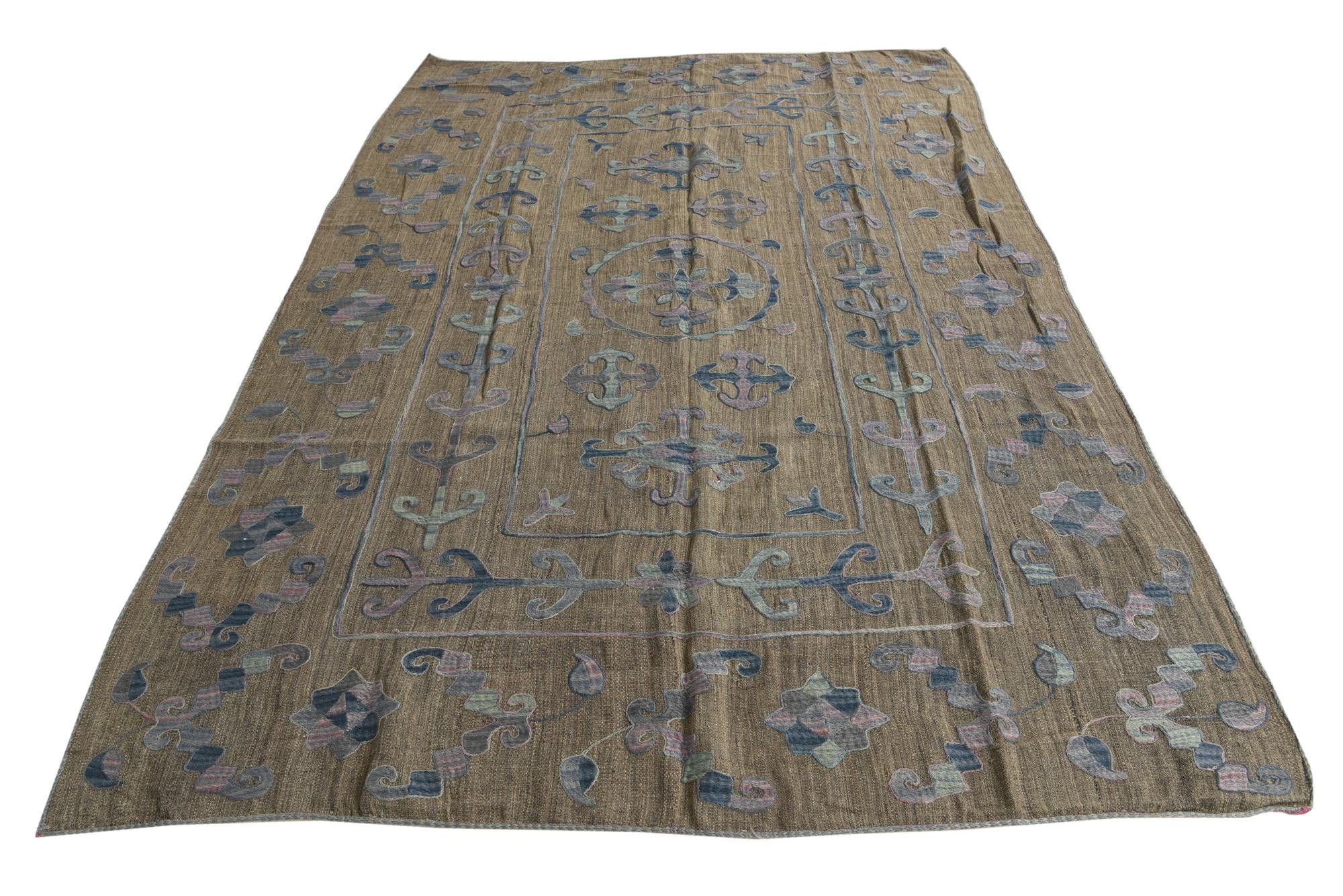 6' 5 x 9' Hand Woven Kilim Suzani Wool Rug