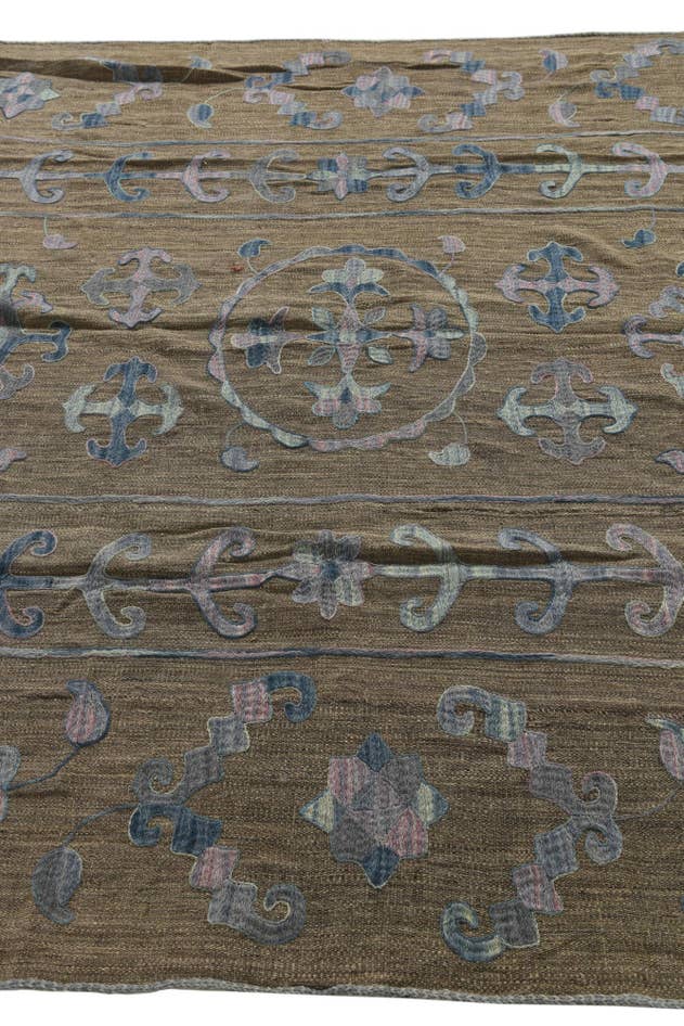 Detailansicht von 195cm x 275cm Handgewebt Kilim Suzani Wolle Teppich