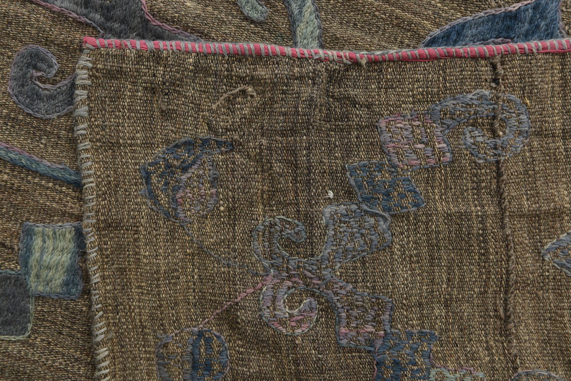6' 5 x 9' Hand Woven Kilim Suzani Wool Rug