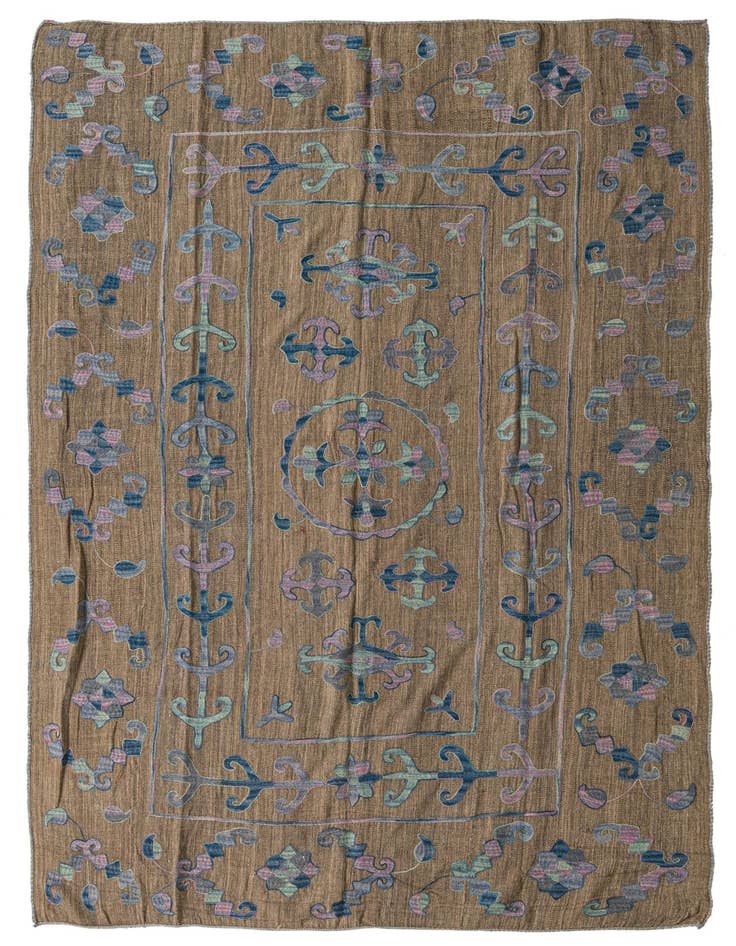 Detail image of 6' 5 x 9' Hand Woven Kilim Suzani Wool Rug