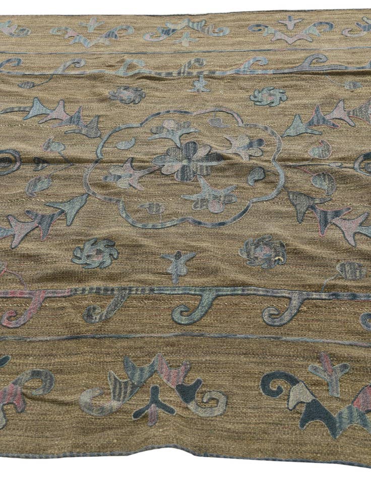 Detail image of 5' 10 x 7' 7 Hand Woven Kilim Suzani Wool Rug