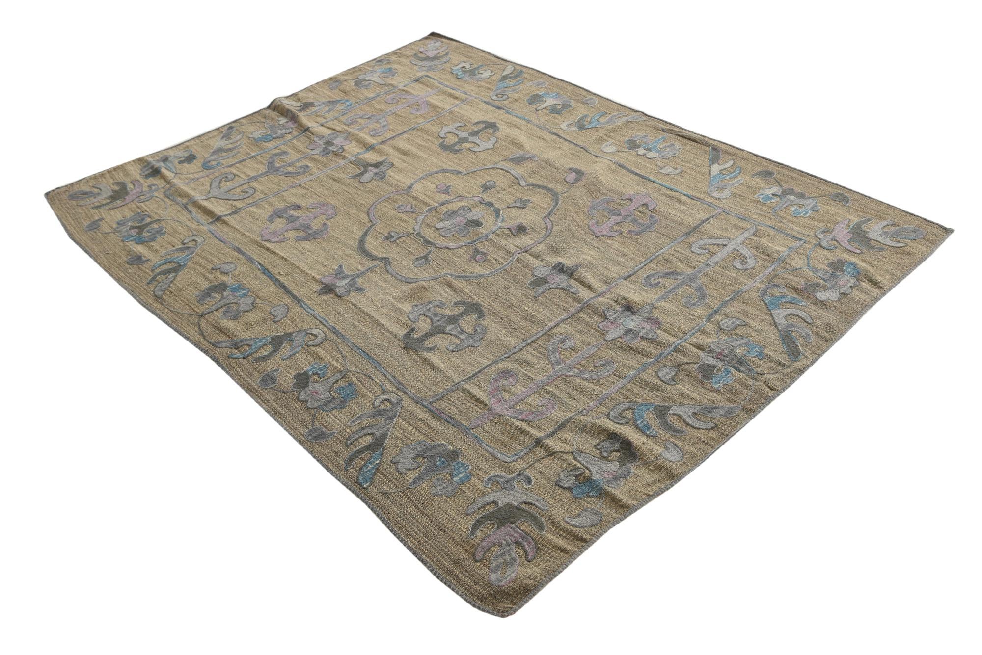 5' x 6' 6 Hand Woven Kilim Suzani Wool Rug