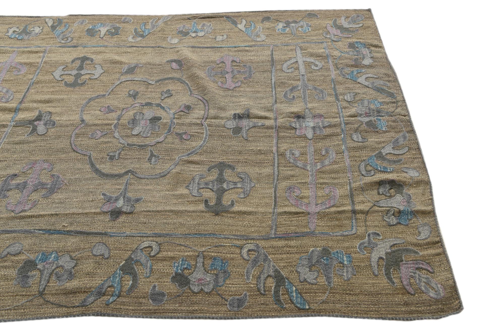 5' x 6' 6 Hand Woven Kilim Suzani Wool Rug