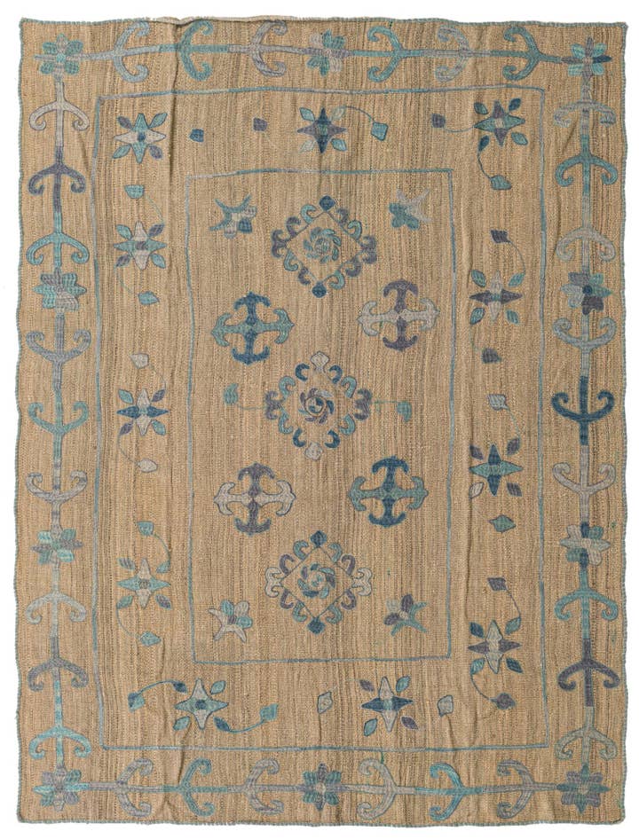 Detail image of 5' 6 x 7' 5 Hand Woven Kilim Suzani Wool Rug