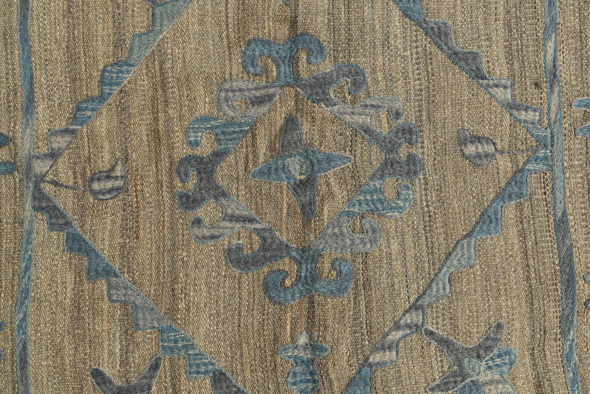 4' 9 x 6' 4 Hand Woven Kilim Suzani Wool Rug