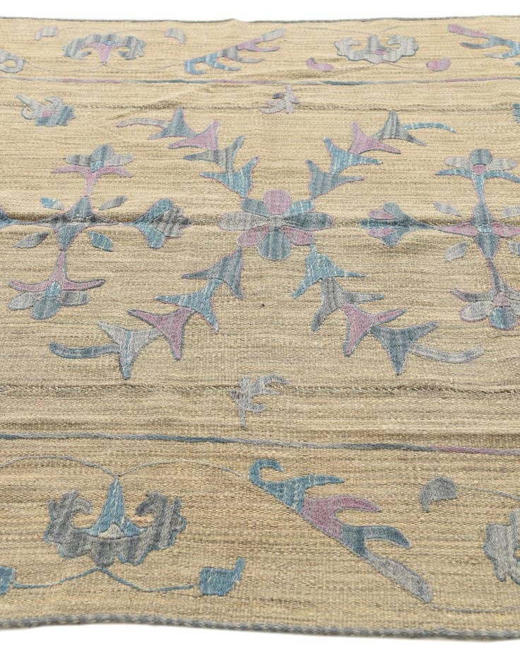 Detail image of 4' 10 x 6' 7  Hand Woven Kilim Suzani Wool Rug