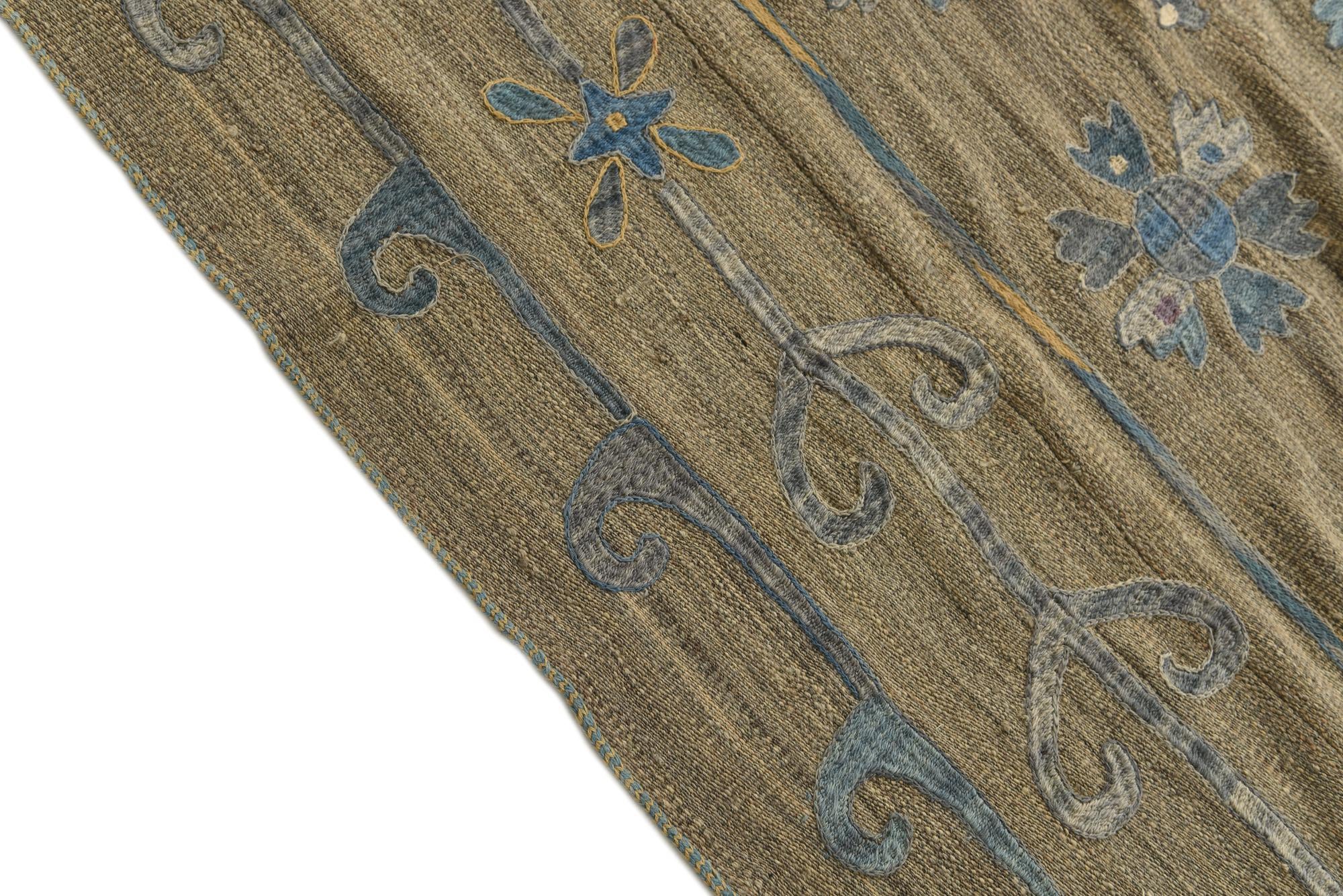 5' 9 x 7' 10 Hand Woven Kilim Suzani Wool Rug