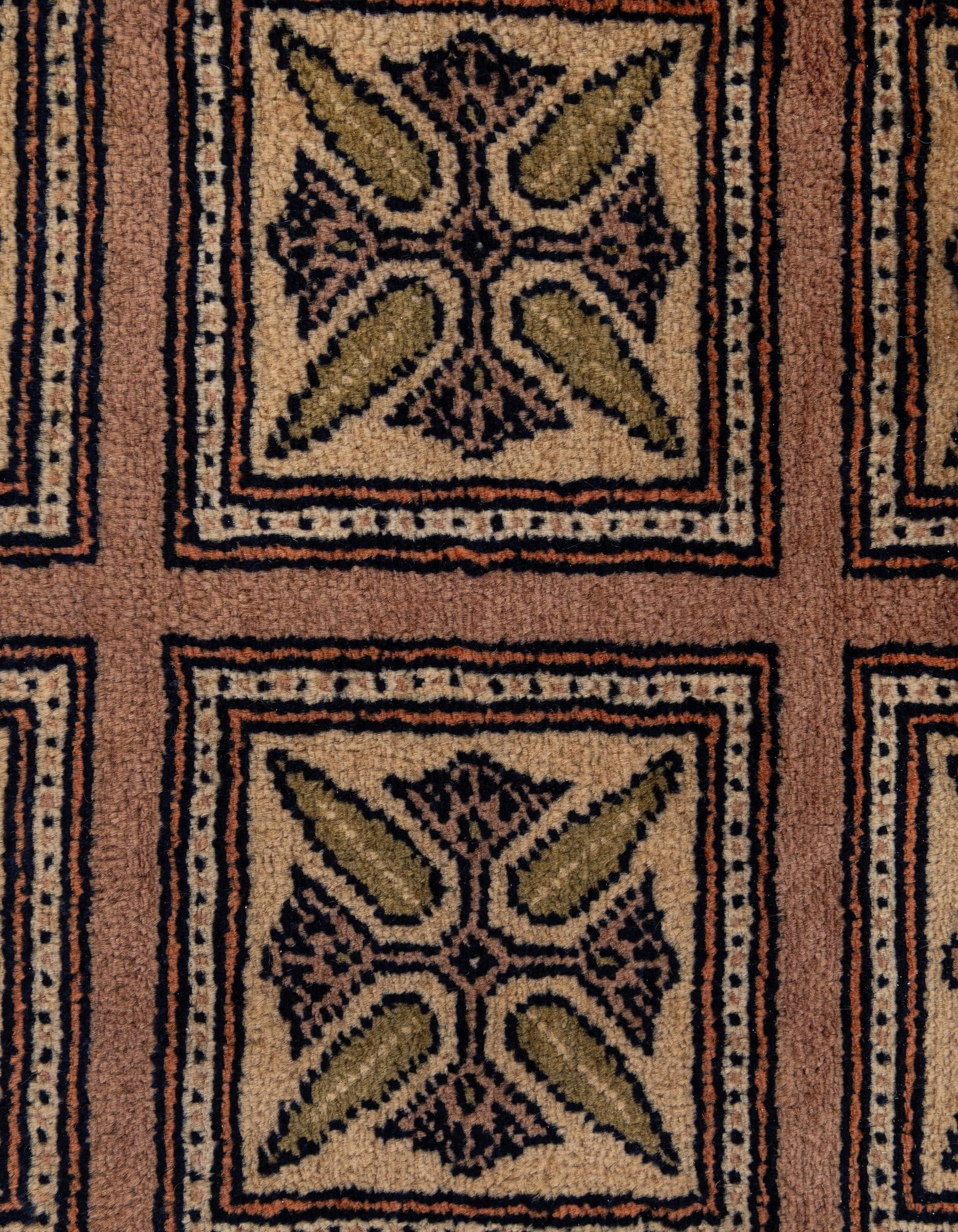 6' 9 x 10' 1 Hand Knotted Lahour Oriental Wool Rug