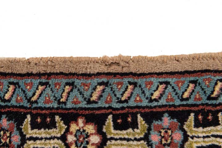 2' 8 x 4' 5 Hand Knotted Lahour Oriental Wool Rug