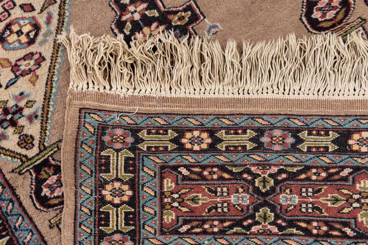2' 8 x 4' 5 Hand Knotted Lahour Oriental Wool Rug