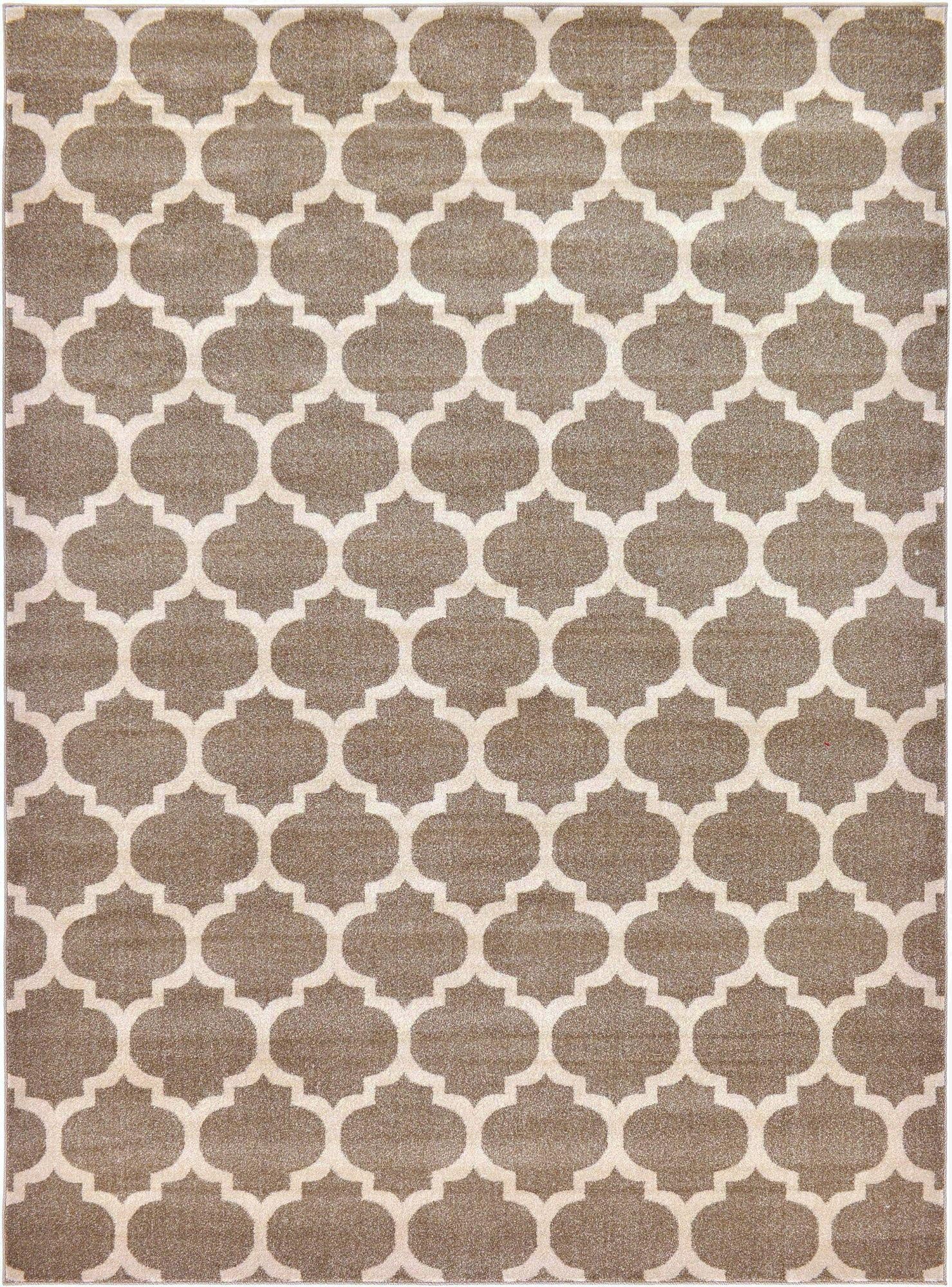 Primary image  7' 10 x 11' Lattice Rug