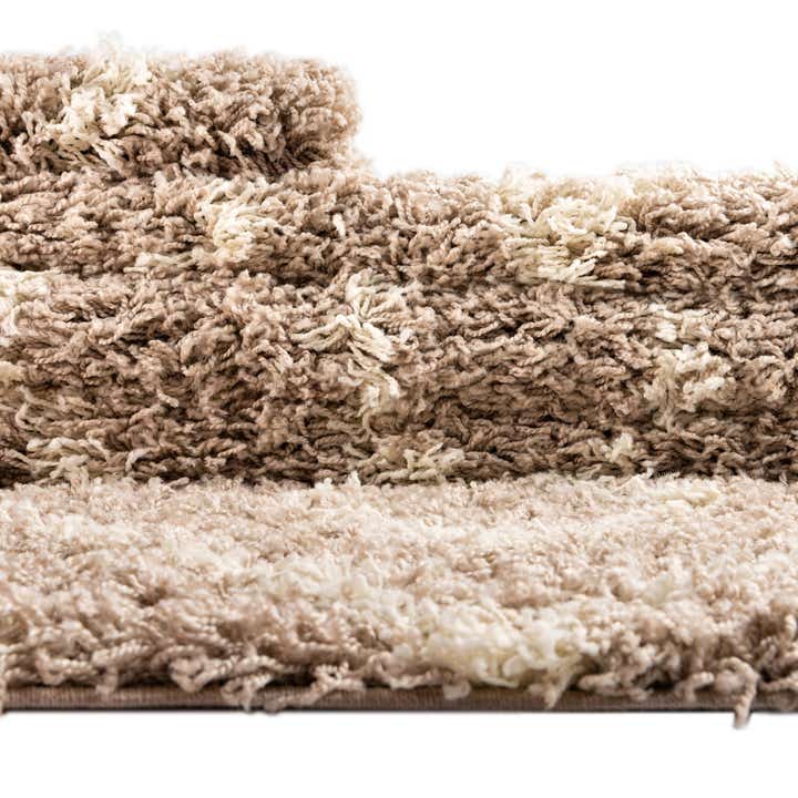 5' 3 x 8' Lattice Shag Rug