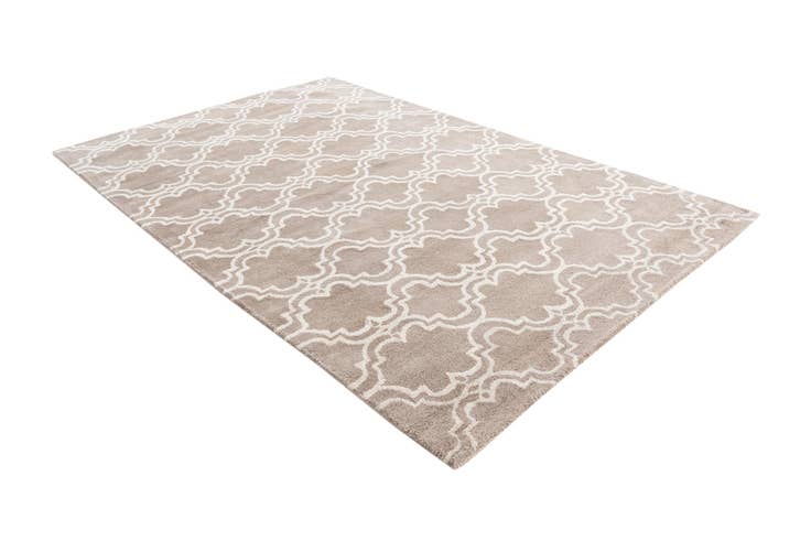 Detail image of 5' 1 x 8' Luna Rug