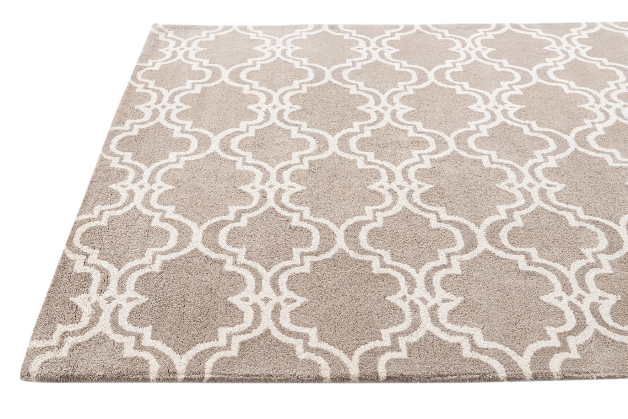 5' 1 x 8' Luna Rug