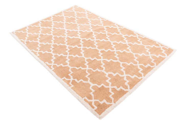Detail image of 4' x 6' Luna Rug