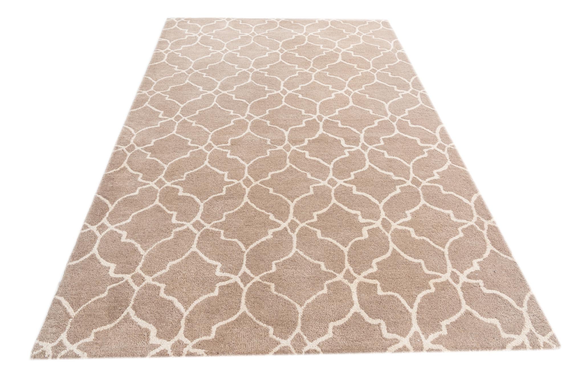 5' 1 x 8' Luna Rug