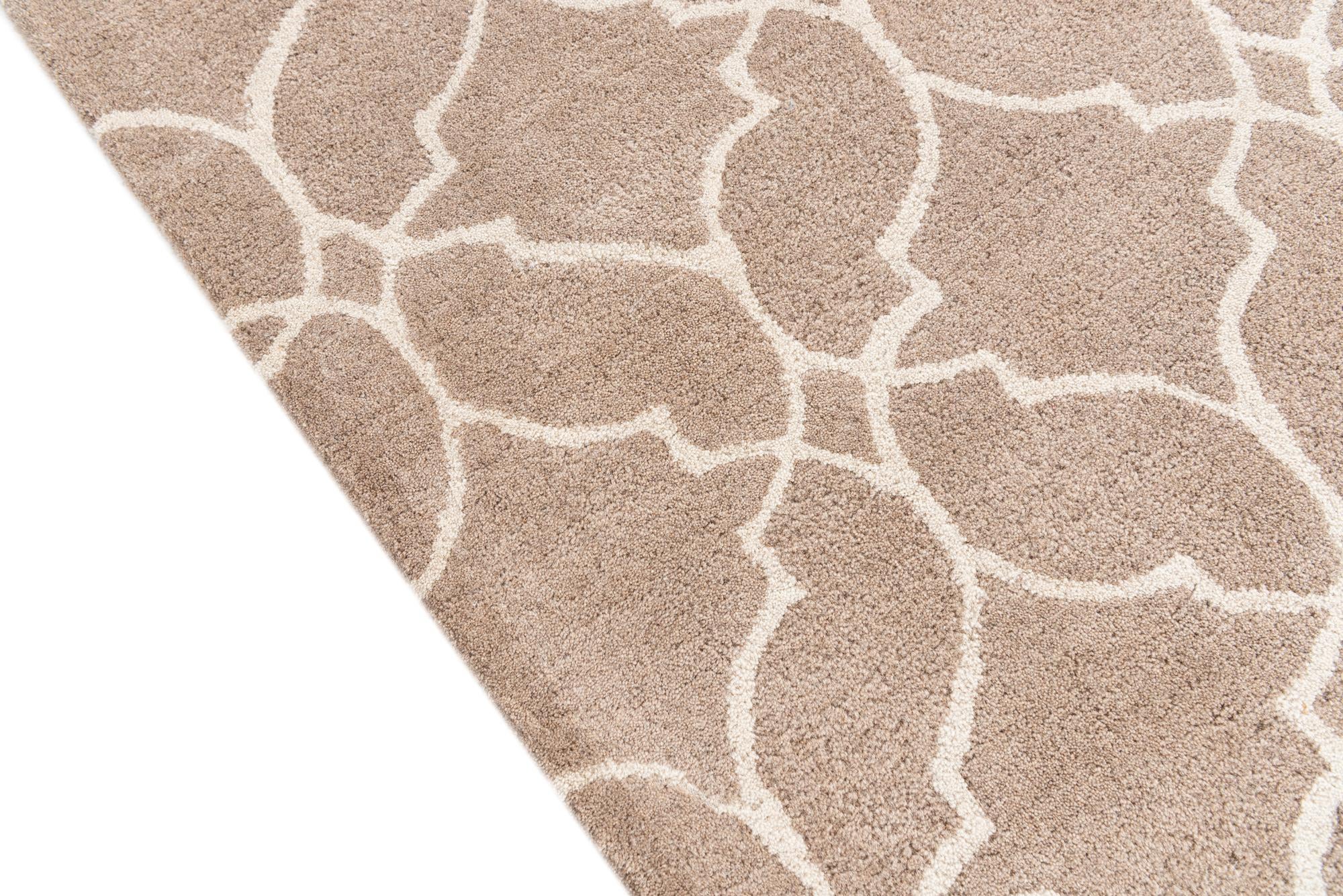 5' 1 x 8' Luna Rug