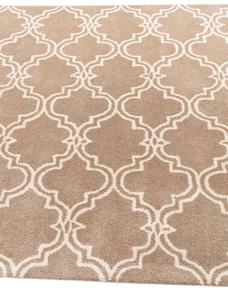 Detail image of 5' 1 x 8' Luna Rug