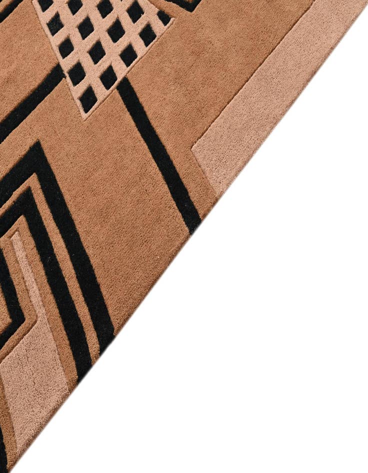 Detail image of 5' 1 x 7' 10 Luna Rug