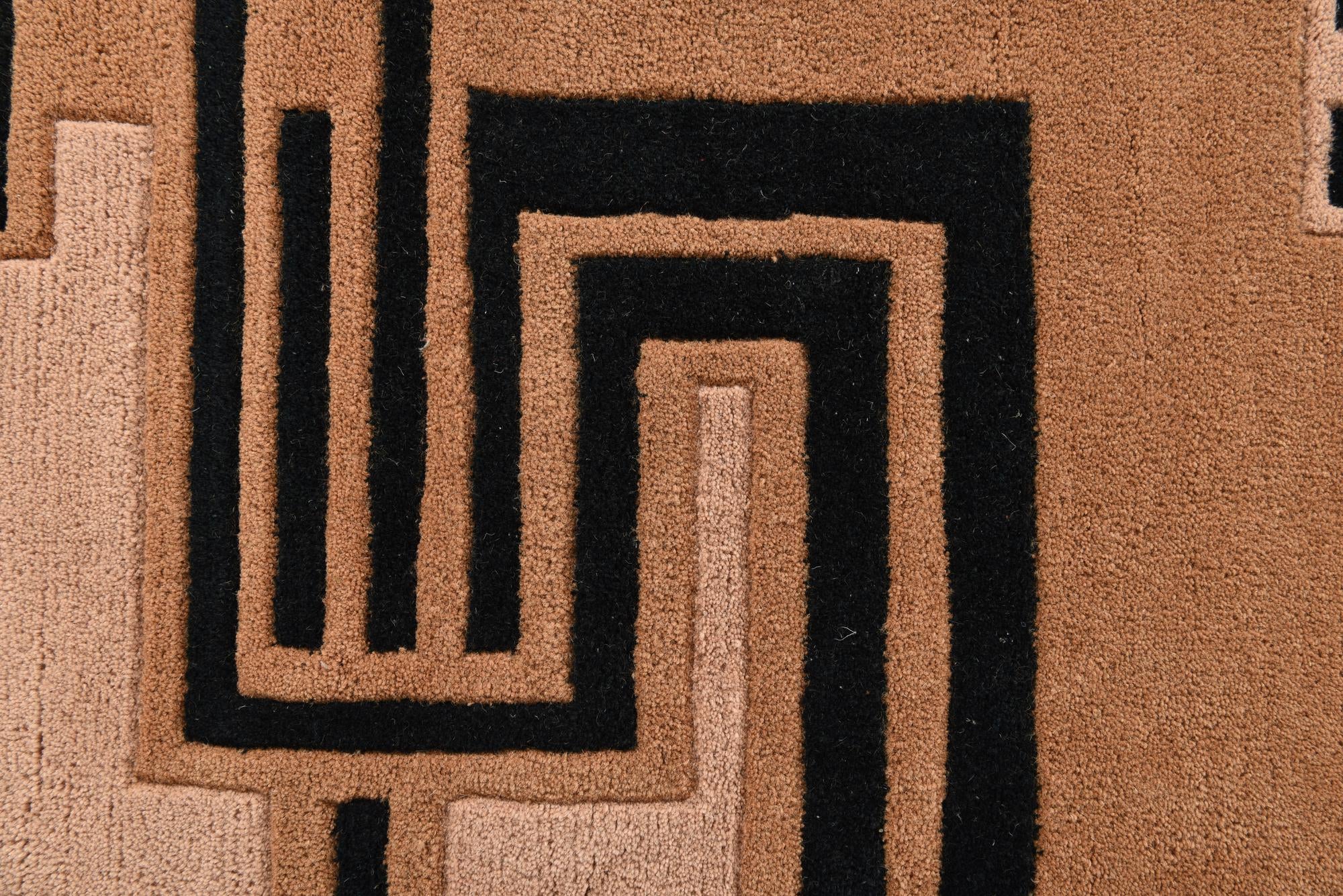 5' 1 x 7' 10 Luna Rug