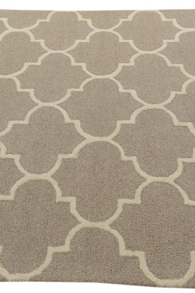 Detail image of 5' x 8' Luna Rug