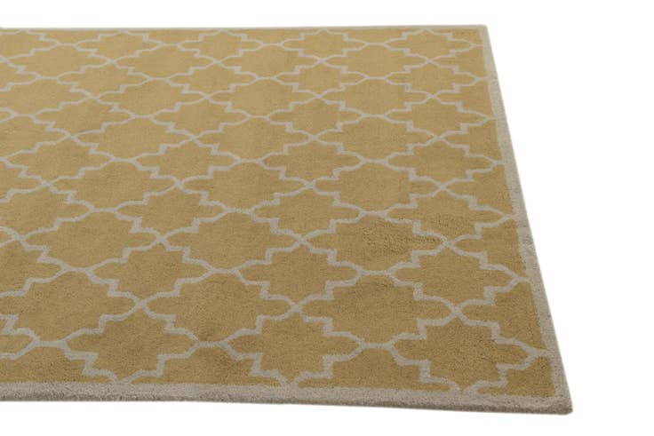 Detail image of 5' 1 x 8' Luna Rug