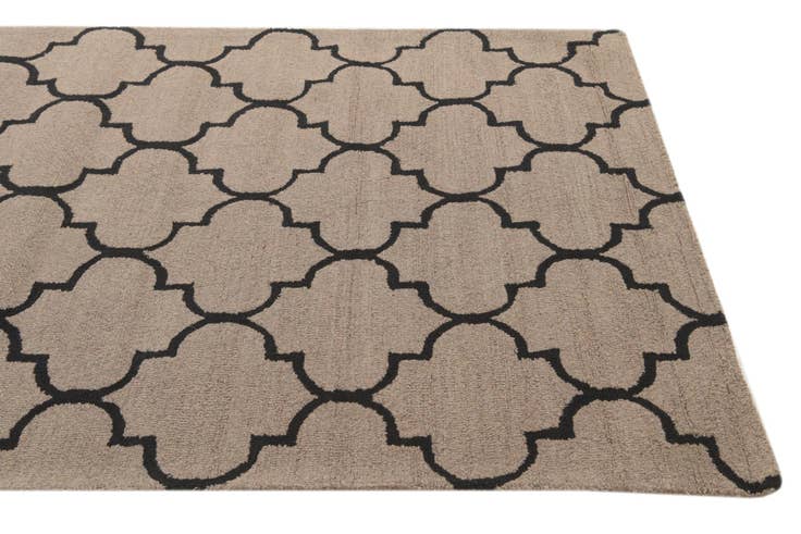 Detail image of 5' 1 x 8' Luna Wool Rug