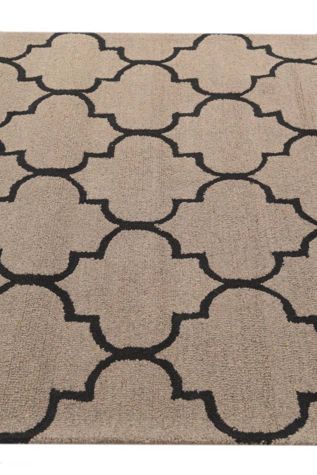 Detail image of 5' 1 x 8' Luna Wool Rug