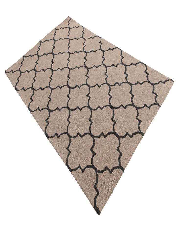 Detail image of 5' 1 x 8' Luna Wool Rug