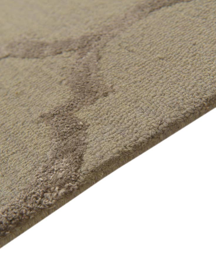 Detail image of 5' x 8' Luna Rug