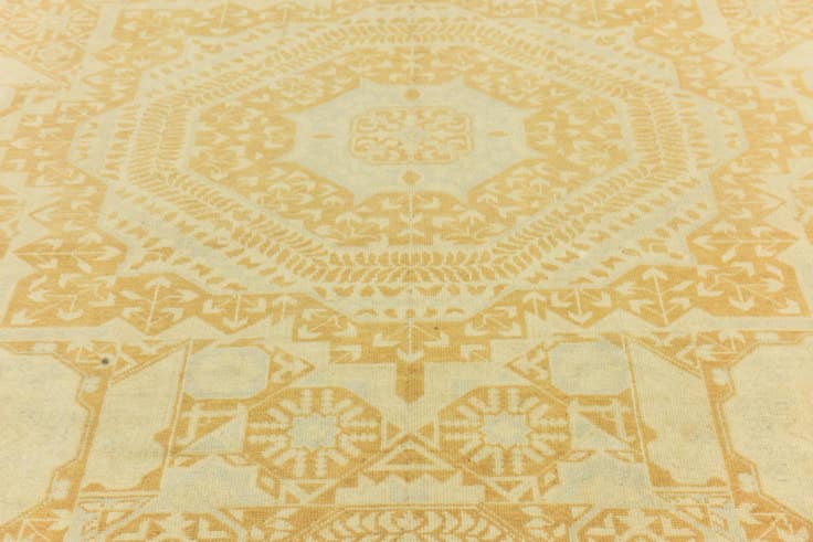 Detail image of 9' x 11' 9 Hand Knotted Mamluk Ziegler Rug