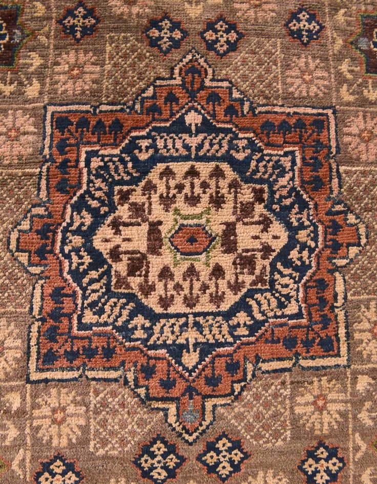 Detail image of 2' 1 x 3' 2 Hand Knotted Mamluk Ziegler Rug