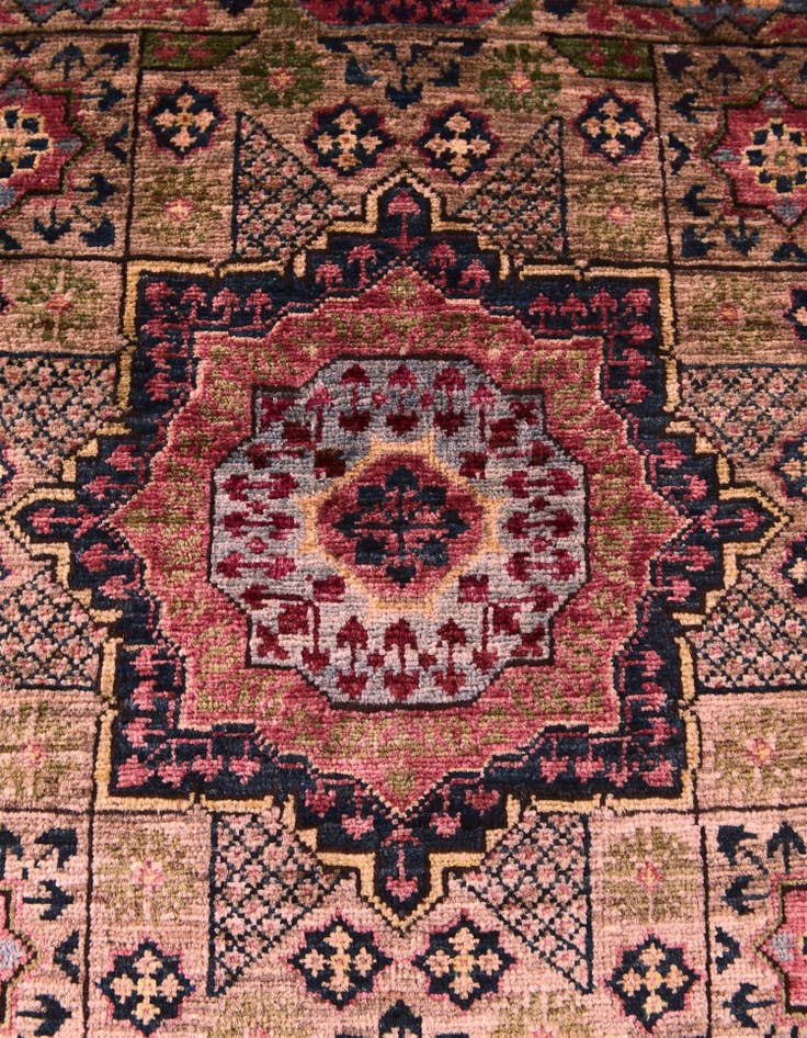 Detail image of 2' 1 x 3' 1 Hand Knotted Mamluk Ziegler Rug