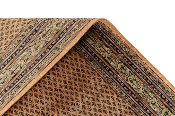 5' 8 x 7' 9 Hand Knotted Mir Oriental Wool Rug