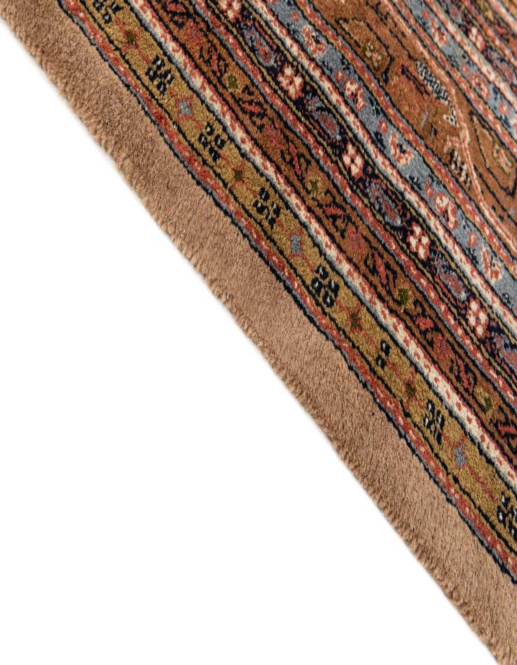 Detail image of 8' x 11' 5  Hand Knotted Mir Wool Rug