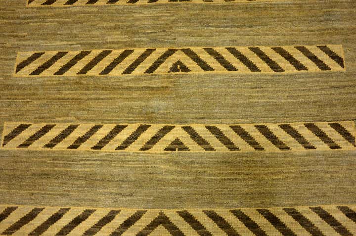 3' 9 x 5' 11 Hand Knotted Modern Ziegler Oriental Rug
