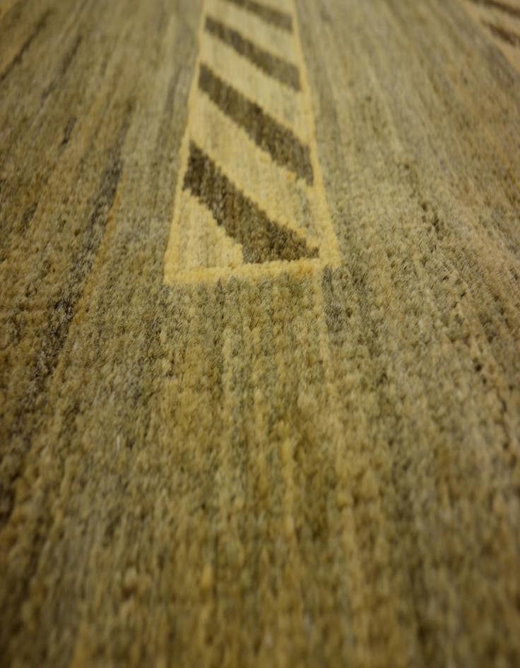 Detail image of 3' 9 x 5' 11  Hand Knotted Modern Ziegler Oriental Rug