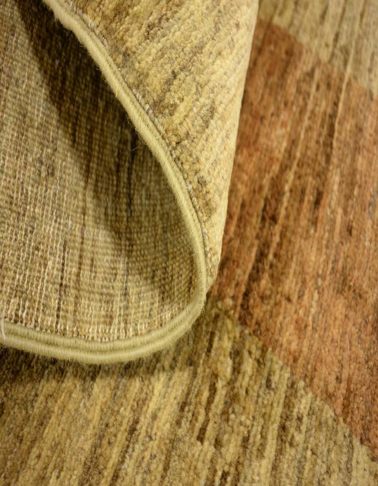 Detail image of 4' 1 x 5' 8  Hand Knotted Modern Ziegler Oriental Rug