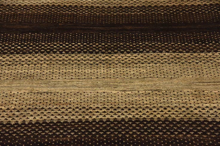 Detail image of 4' x 5' 10 Hand Knotted Modern Ziegler Rug