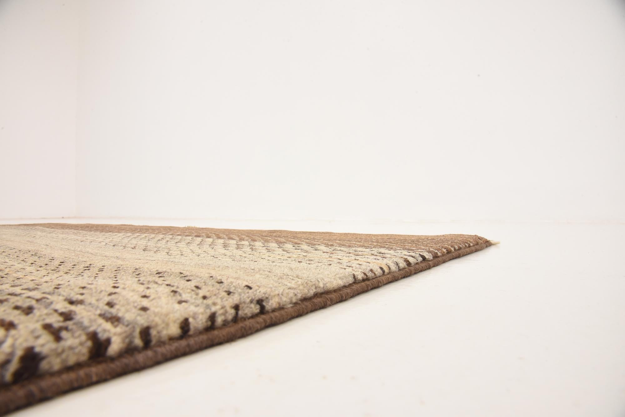 4' x 5' 10 Hand Knotted Modern Ziegler Rug