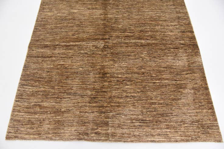 Detail image of 5' x 6' 5 Hand Knotted Modern Ziegler Rug