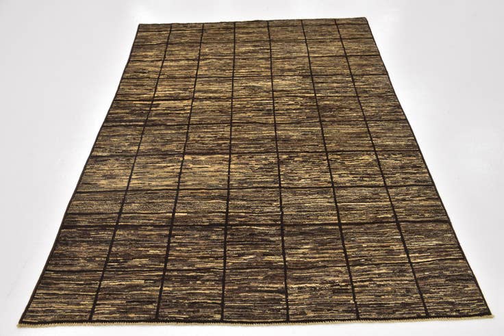 Detail image of 4' 8 x 6' 9 Hand Knotted Modern Ziegler Rug